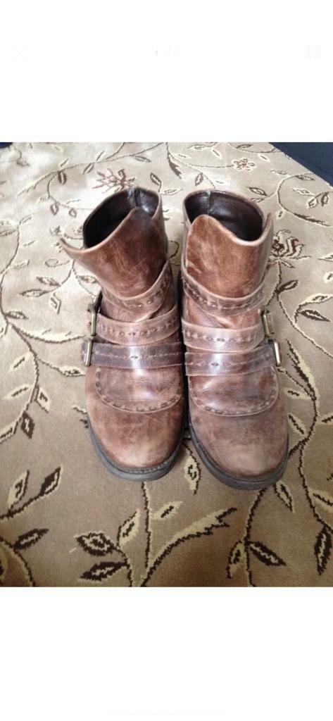 carvela hiking boots